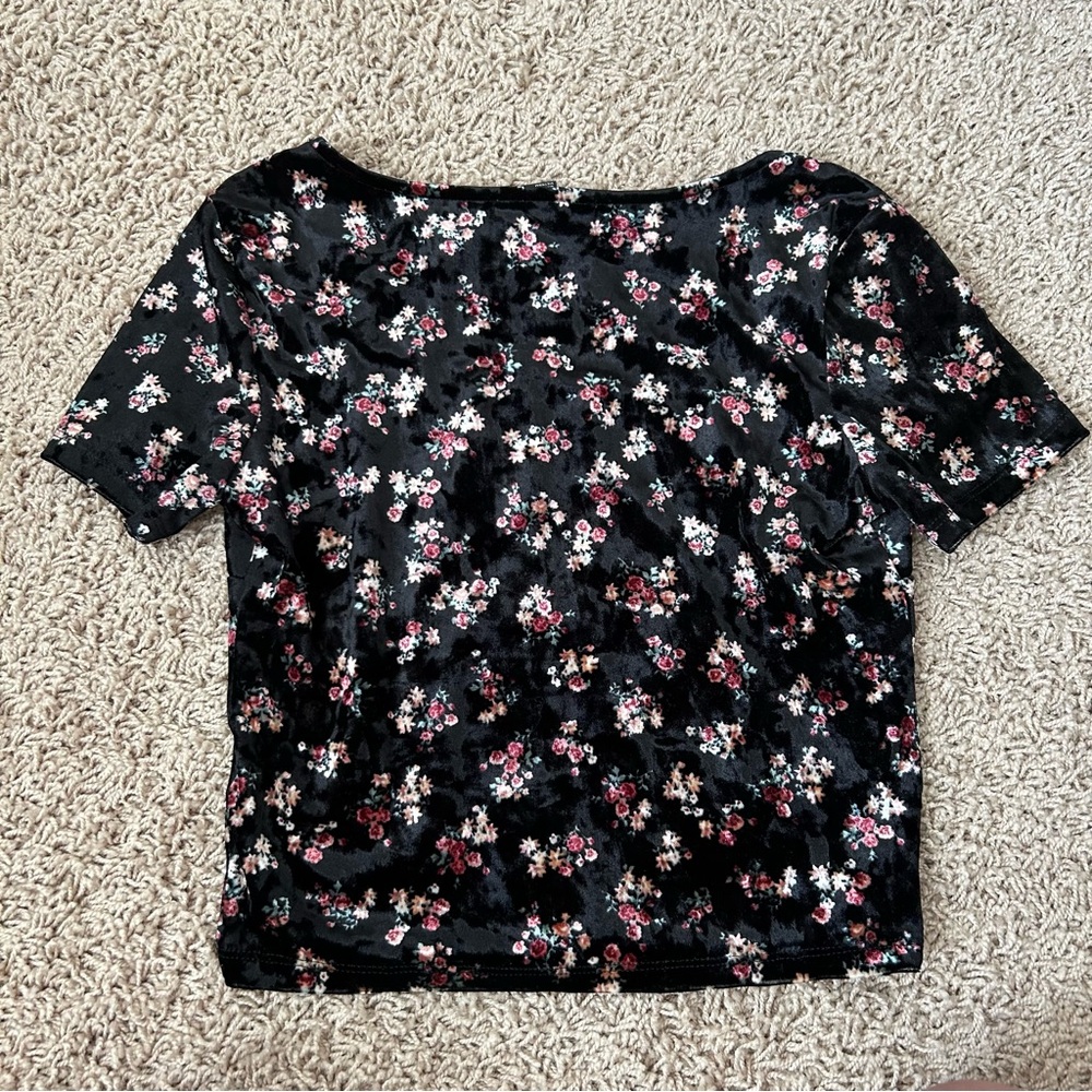 Velour Floral Top - Picture 3 of 5
